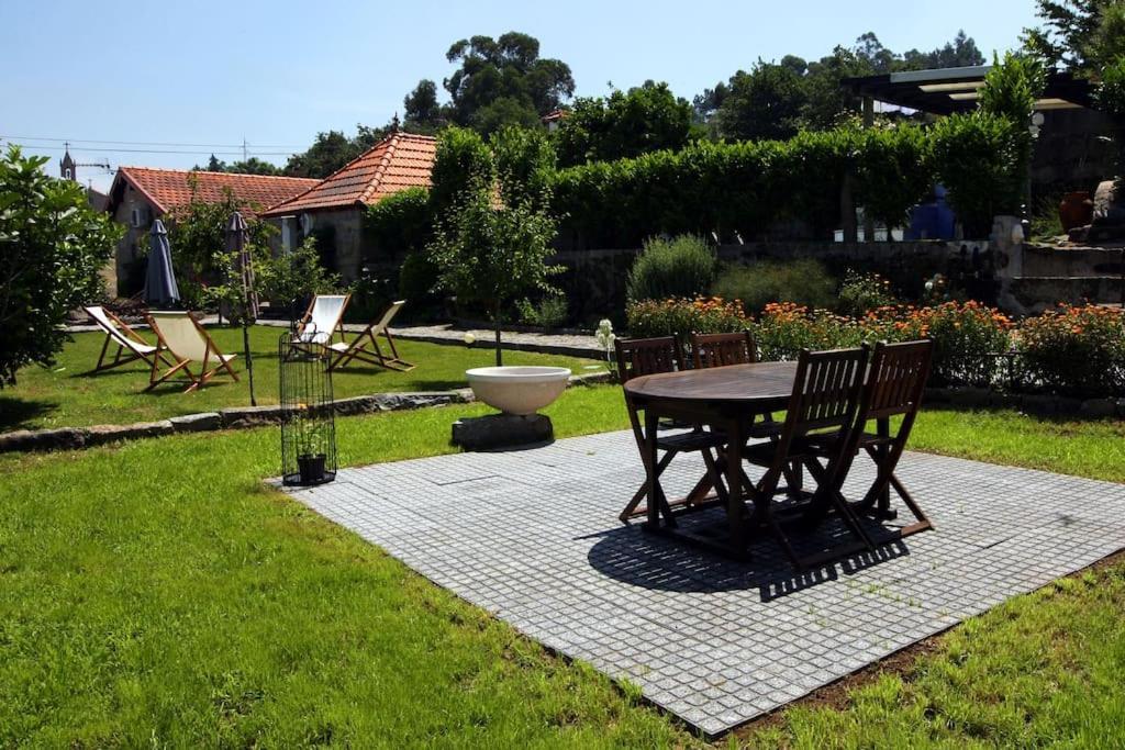 Villa Pequena Casa Rustica Com Piscina Penafiel Exterior foto